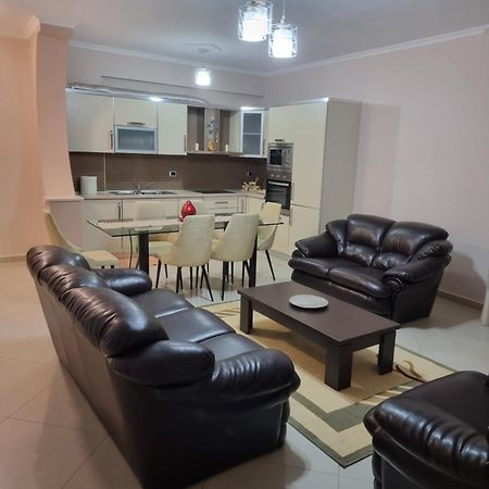 Alex Apartment Vlorë Eksteriør bilde